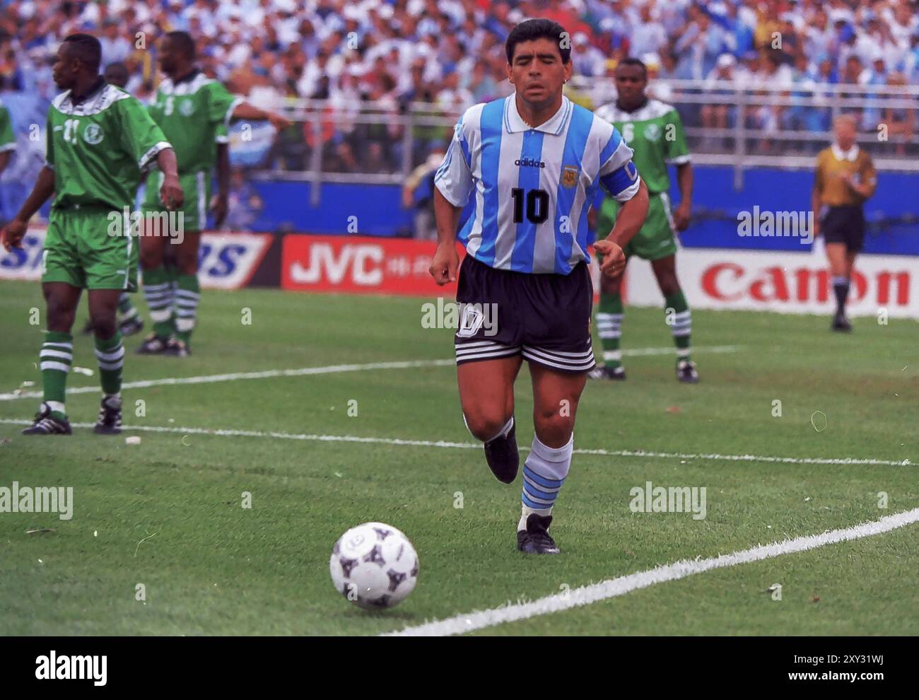 Diego Maradona spielte für Argentinien bei der Weltmeisterschaft 1994 gegen Nigeria Stockfoto