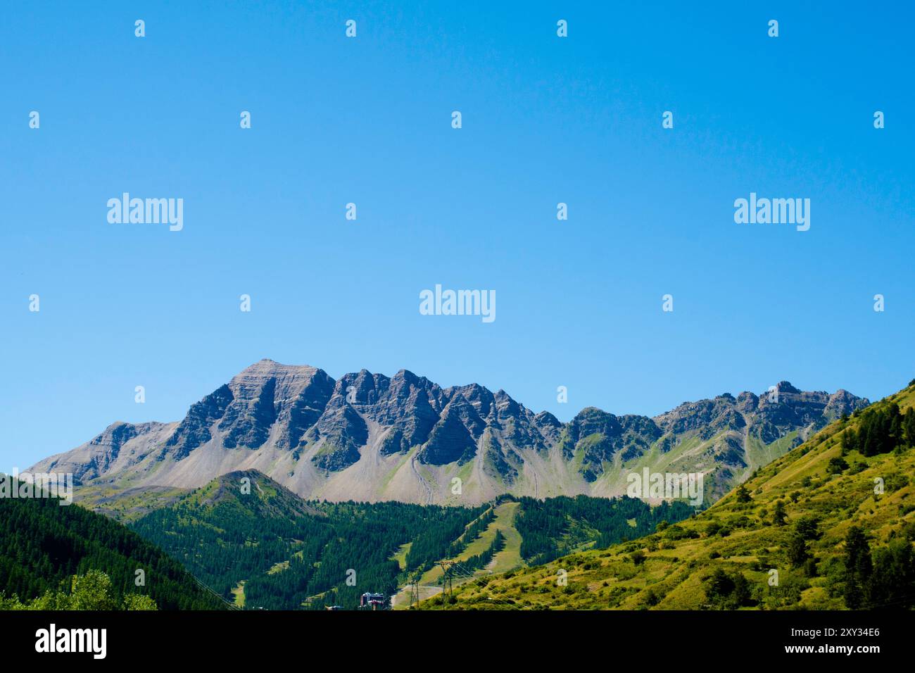 Berge im Sommer, alpine Landschaft Stockfoto