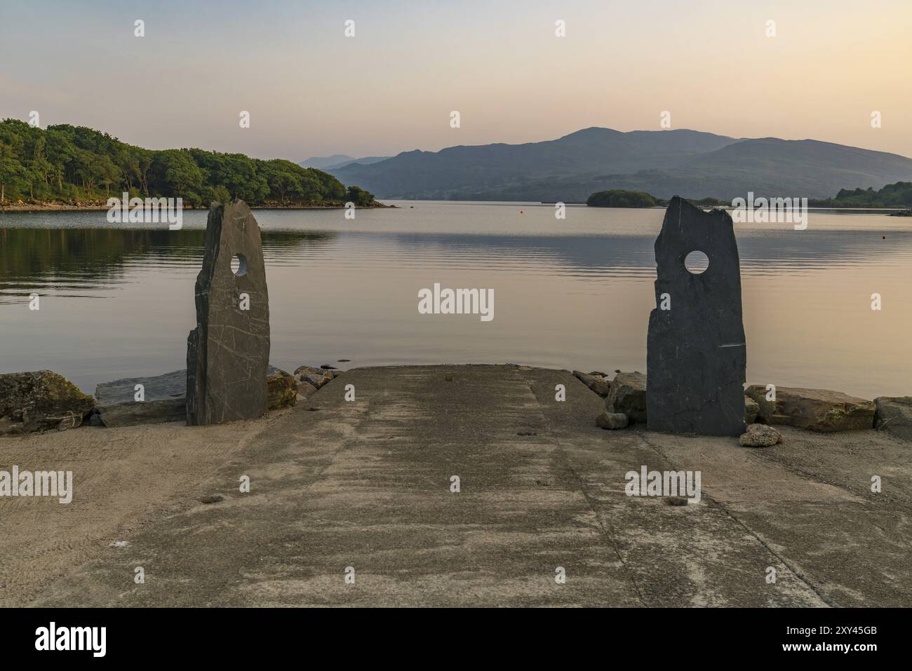 Abendlicht bei Llyn Trawsfynydd in der Nähe von Blaenau Ffestiniog, Gwynedd, Wales, Großbritannien Stockfoto