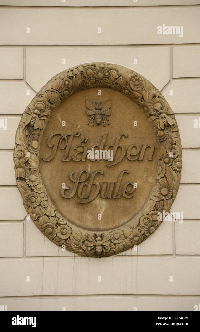 Relief an einem Gebäude in Detmold (Landkreis Lippe, Nordrhein-Westfalen) Stockfoto