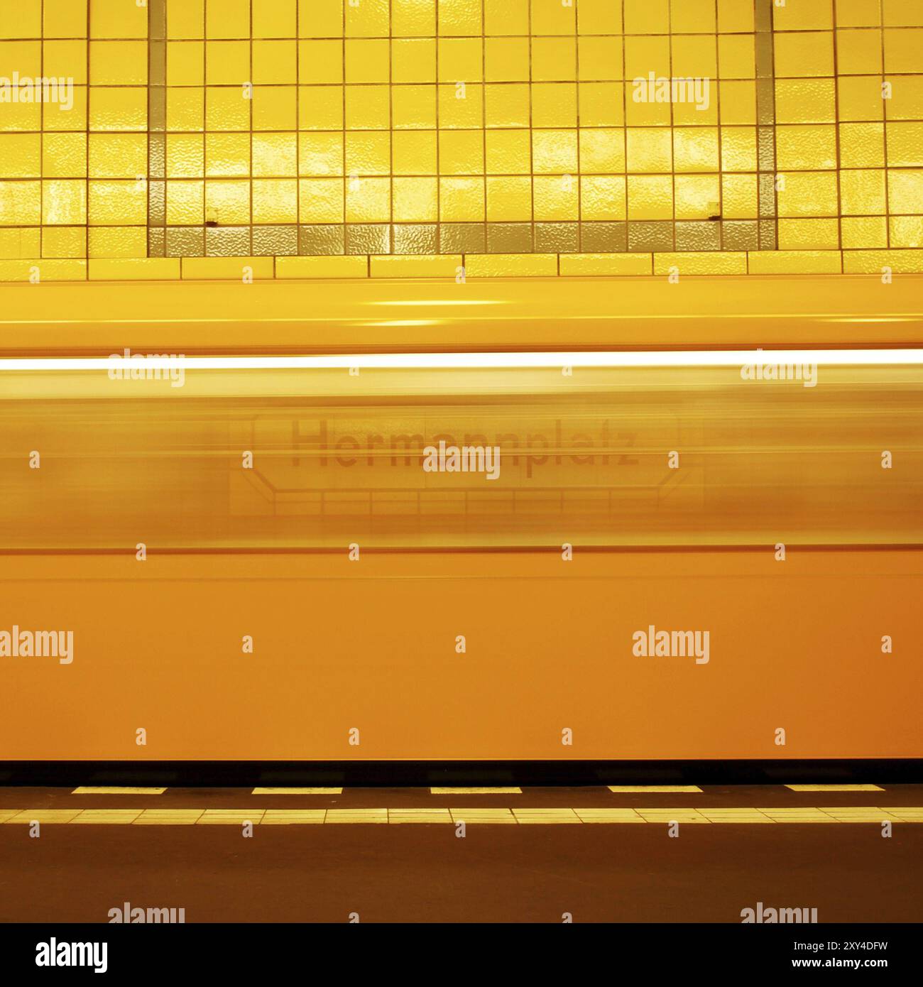 U-Bahn-Station Hermannplatz in Berlin Neukolln, Deutschland, Europa Stockfoto