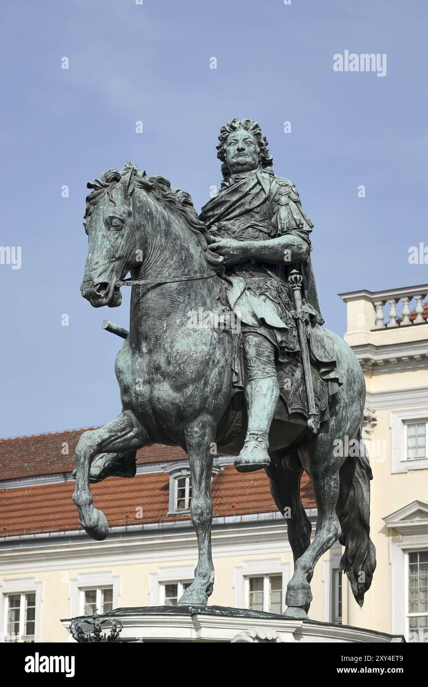 Berlin, Deutschland, 2014. Statue von Friedrich dem Großen im Schloss Charlottenburg in Berlin, Europa Stockfoto