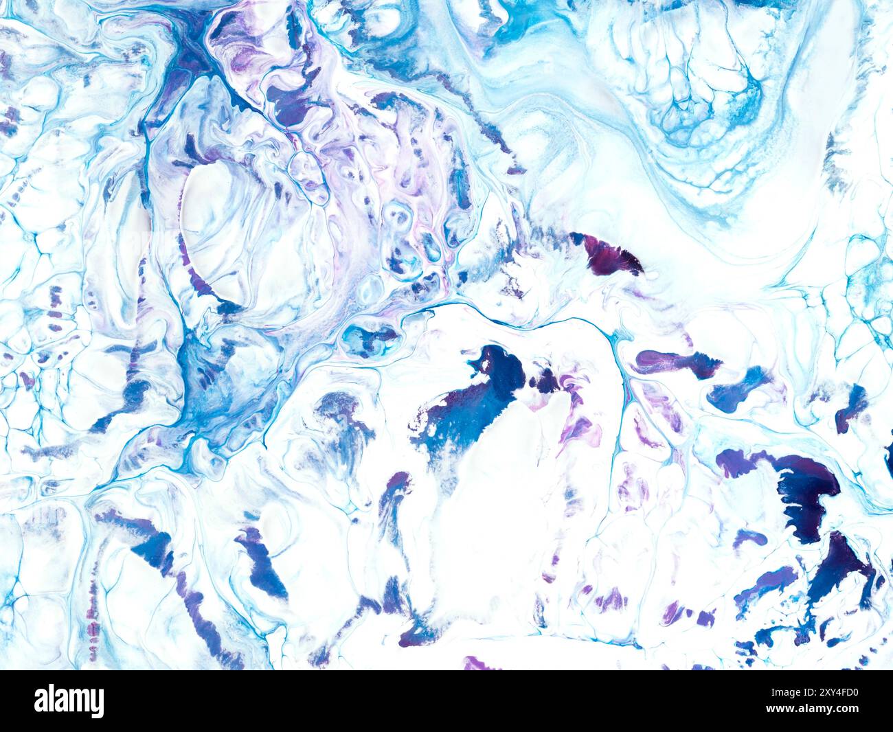 Abstrakte fantastische Kunstmalerei, blaue und lila Marmortextur, kreativer handgemalter Hintergrund, Acrylmalerei. Moderne Kunst. Stockfoto