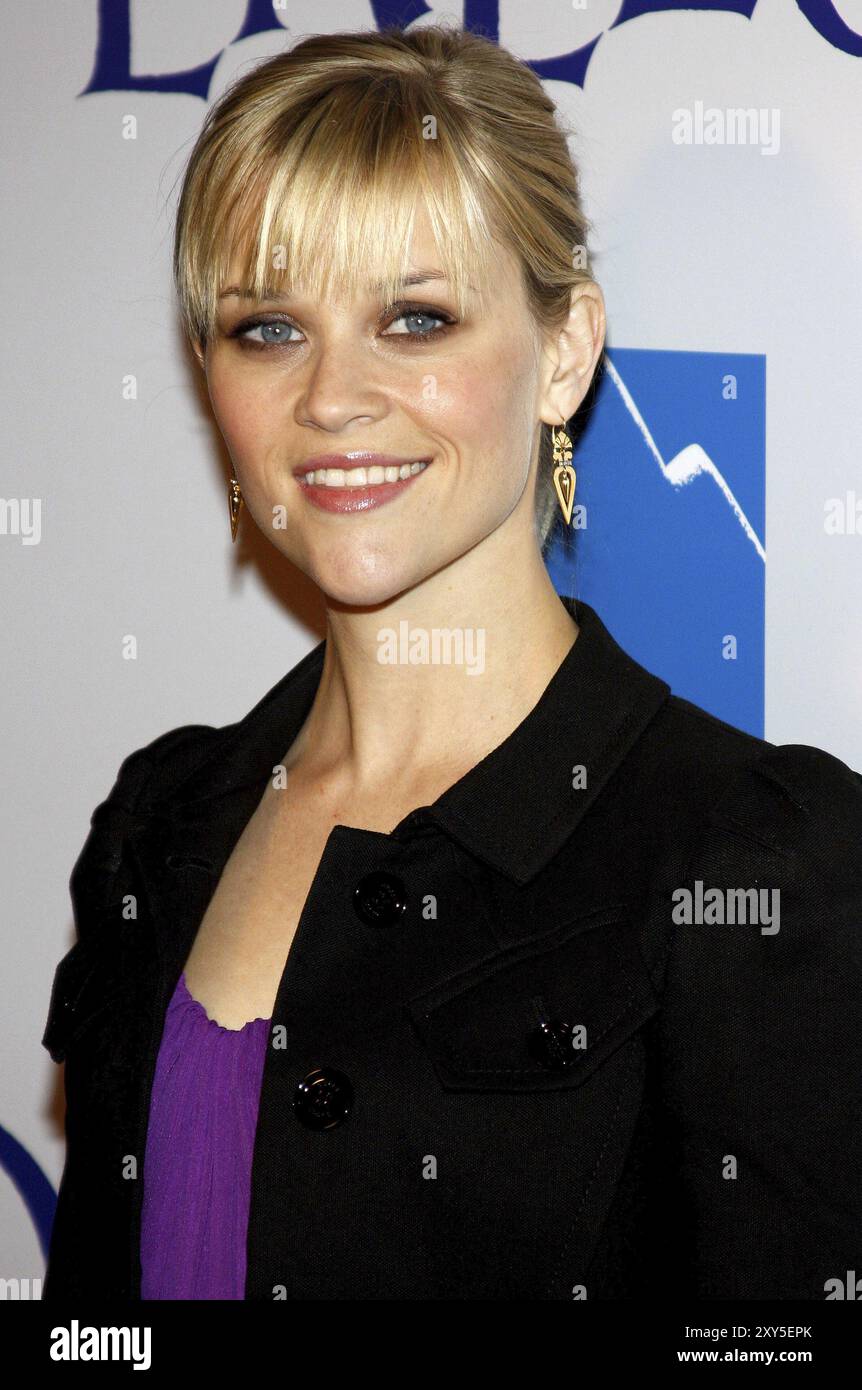 Reese Witherspoon auf der Premiere von „Penelope“ in Los Angeles, die am 20. Februar 2008 im Directors Guild of America Theater in Los Angeles stattfindet. Kredit Stockfoto