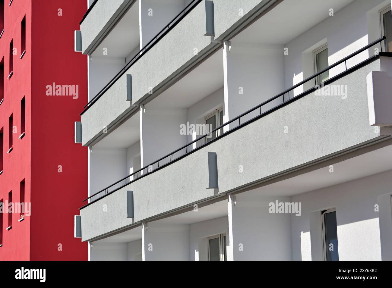 Fassade eines leerstehenden Wohnhauses in Magdeburg Stockfoto