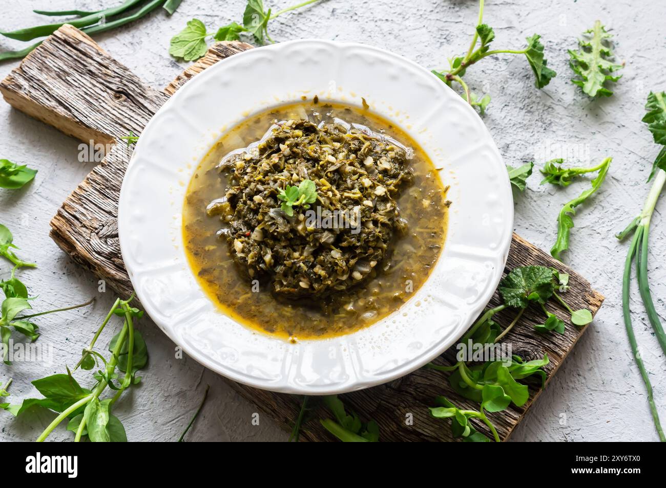 Grüne Heilpflanzen Mahlzeit, traditionelle türkische gesunde Nahrung Pfannar Stockfoto