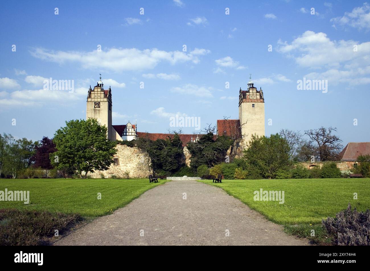 Schloss Strehla im Stadtteil Riesa-Grossenhain mit seinem großen Schlosspark Stockfoto