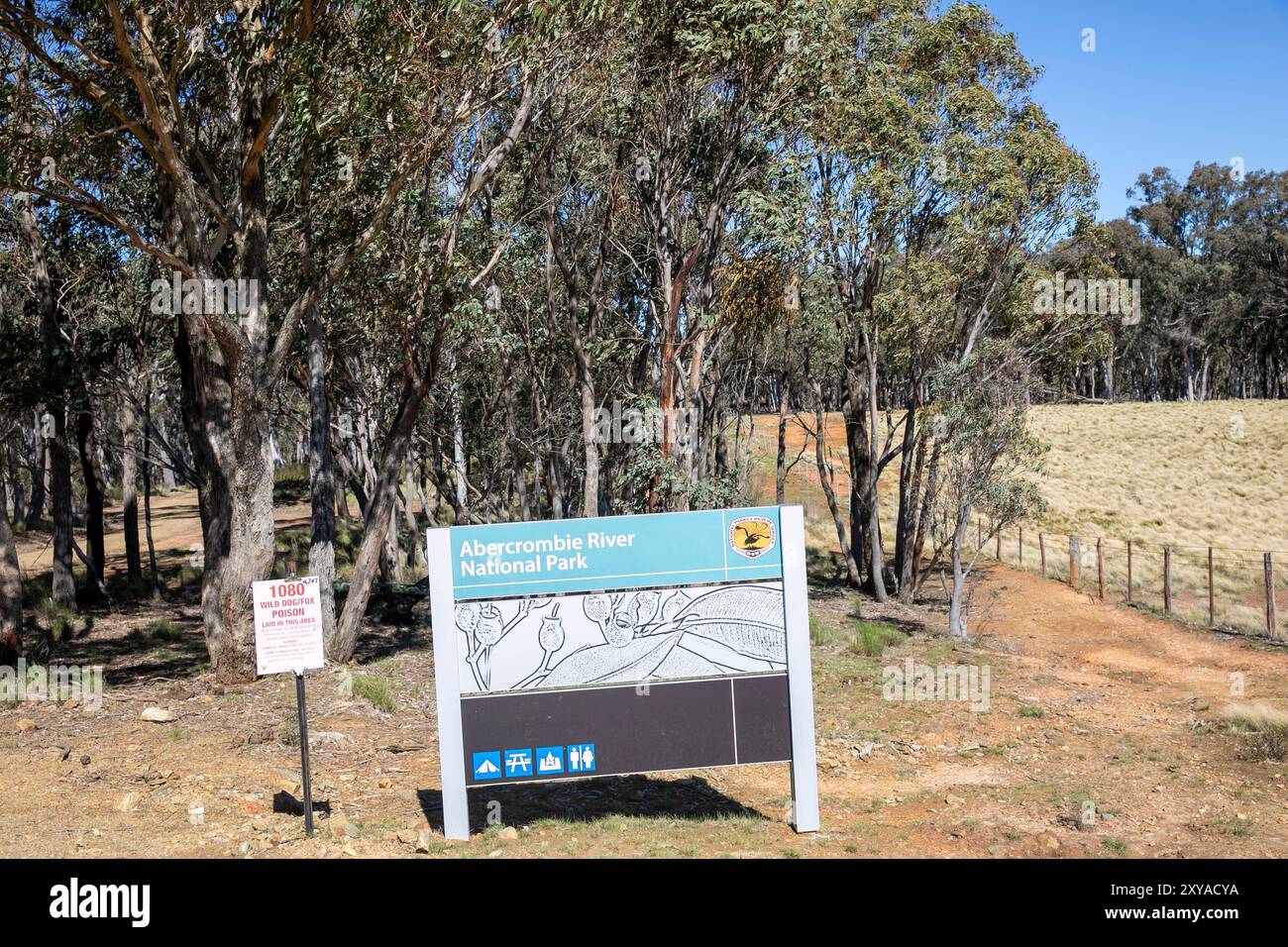 Abercrombie River Nationalpark und Eintrittsschild, in der Nähe von Oberon in New South Wales, Australien, beliebter Ort für Busch-Erkundungen und Camping Stockfoto