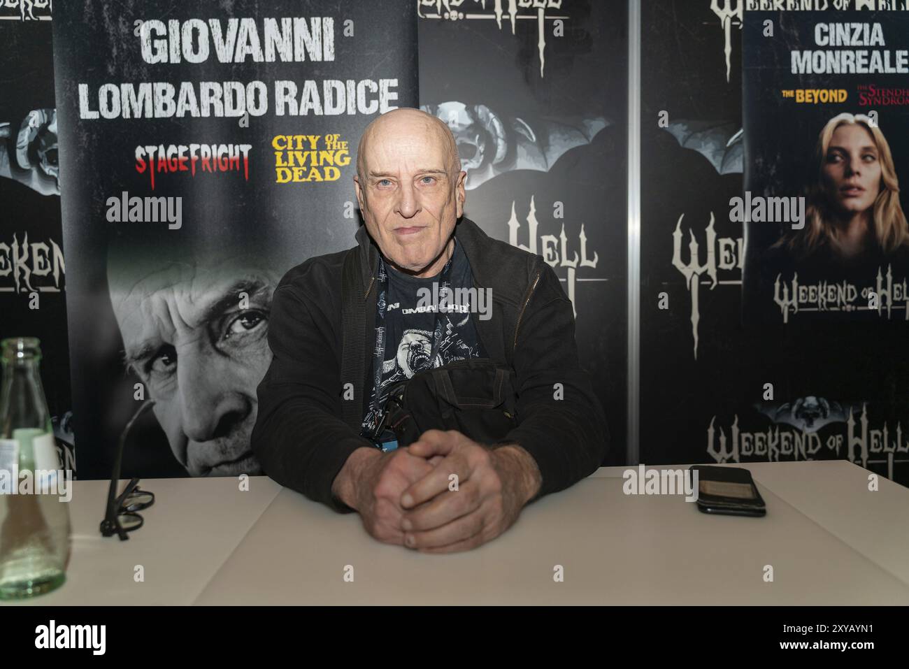 Düsseldorf-NEUSS, 2. November 2019: Giovanni Lombardo Radice (*1954, italienischer Schauspieler alias John Morghen, Cannibal Apocalypse, Stadt der Lebenden Stockfoto