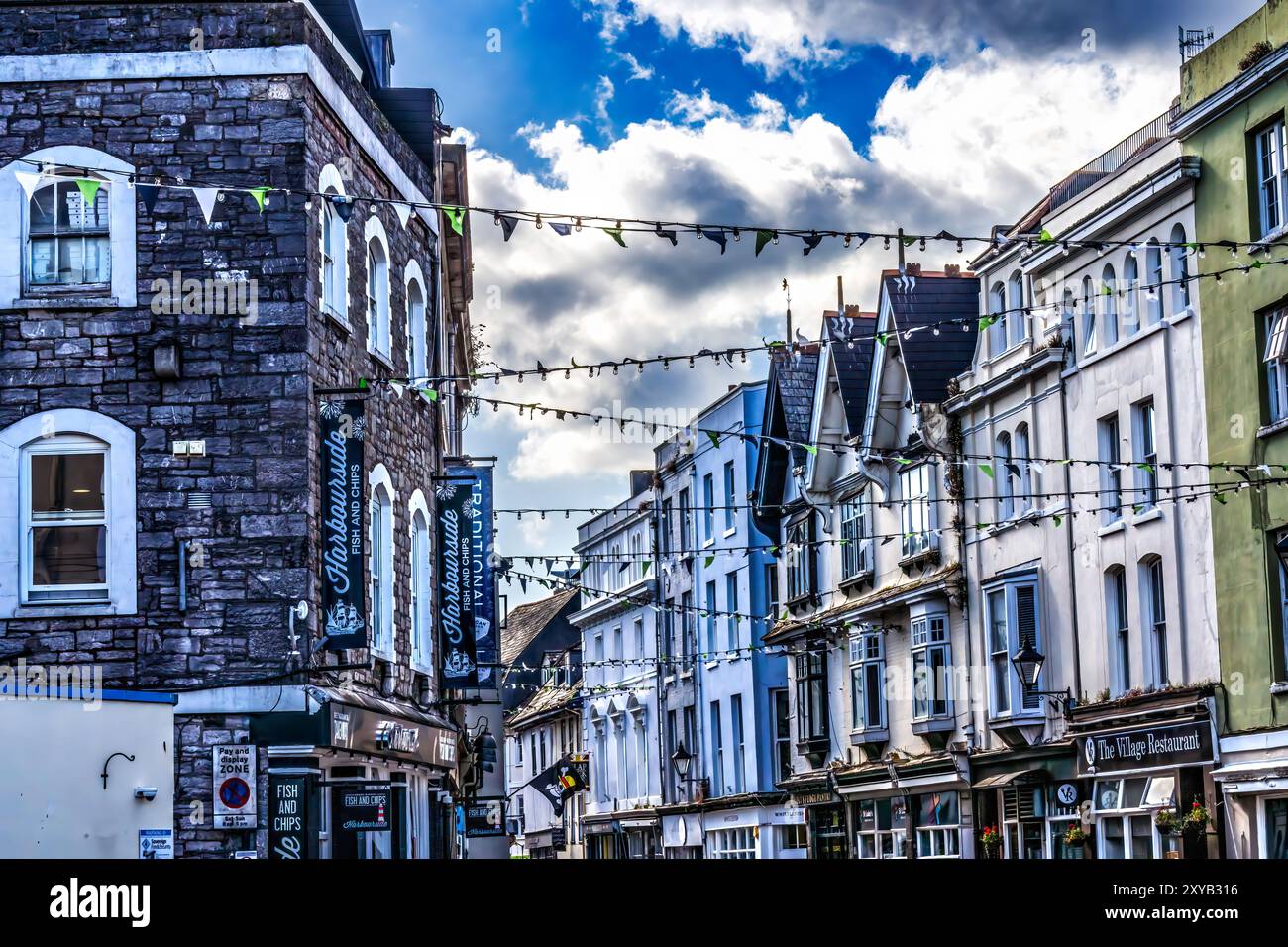 Farbenfrohe Barbikanische Altstadt Einkaufsstraßen Restaurants Fish & Chipa Windows Shops Plymouth Devon England Stockfoto