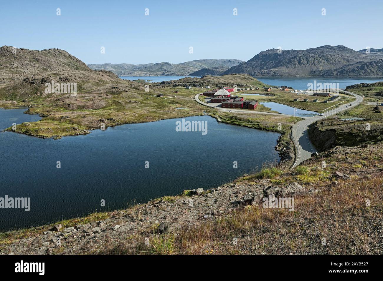 Blick auf den Storvatner See und das Meer bei Honningsvag, Norwegen, Europa Stockfoto