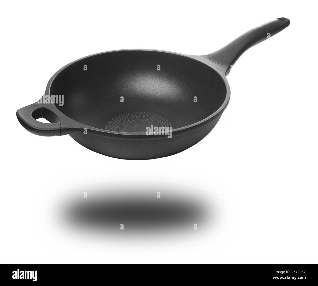 Pfanne mit Schatten, Winkel Ansicht. Isoliert auf weißem Hintergrund Stockfoto