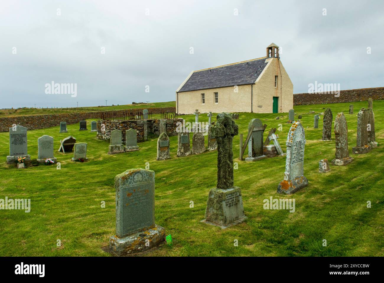 Papa Stour ist eine der Shetlandinseln in Schottland mit einer Bevölkerung von weniger als 15 Einwohnern. Stockfoto