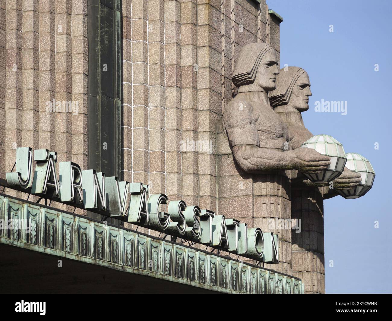 Der Hauptbahnhof Helsinki ist der größte Endbahnhof Finnlands. Das Empfangsgebäude wurde 1919 nach Plänen des Architekten Eliel fertiggestellt Stockfoto