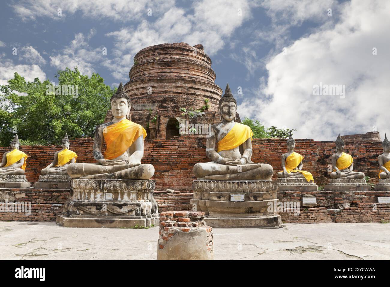 Buddha-Bild in Wat yai Chai mongkol, ayutthaya, thailand Stockfoto