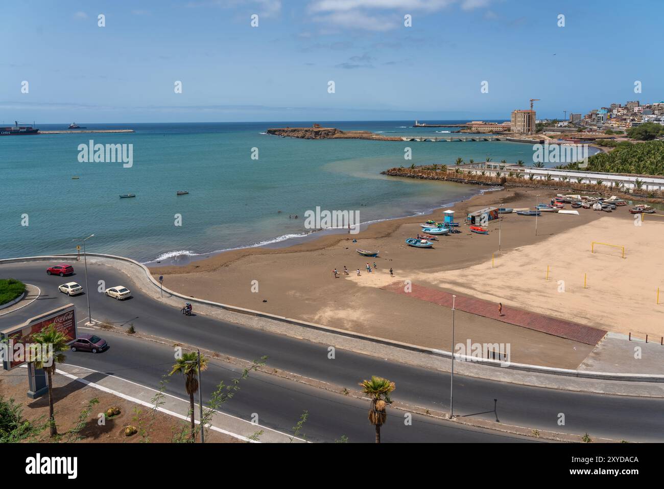 Praia, Cabo Verde, Afrika, 9. Juni 2024: Küste der Stadt Praia auf Cabo Verde, Afrika, Stockfoto