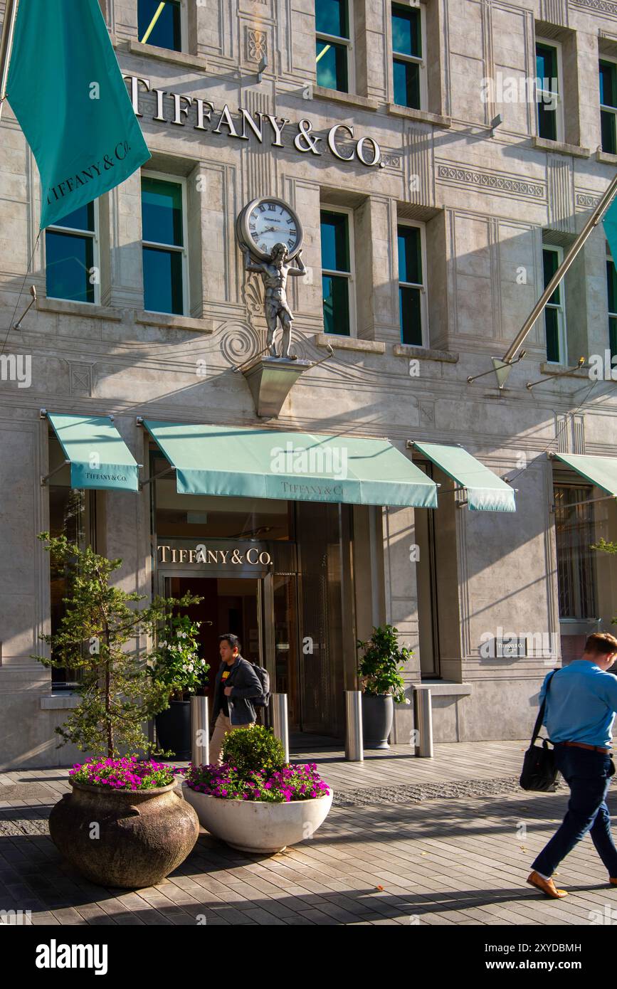 Der Peddle Thorpe entwarf eine spätviktorianische, frühedwardianische Fassade an der Galway Street gegenüber dem Tiffany-Geschäft mit Blick auf den Takutai Square in Auckland Stockfoto