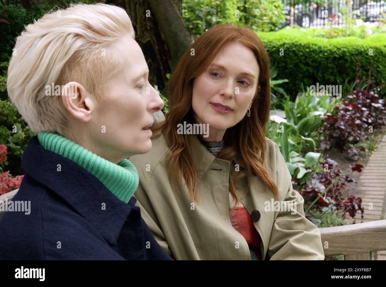 The Room Nebenan 2024 Julianne Moore & Tilda Swinton Stockfoto