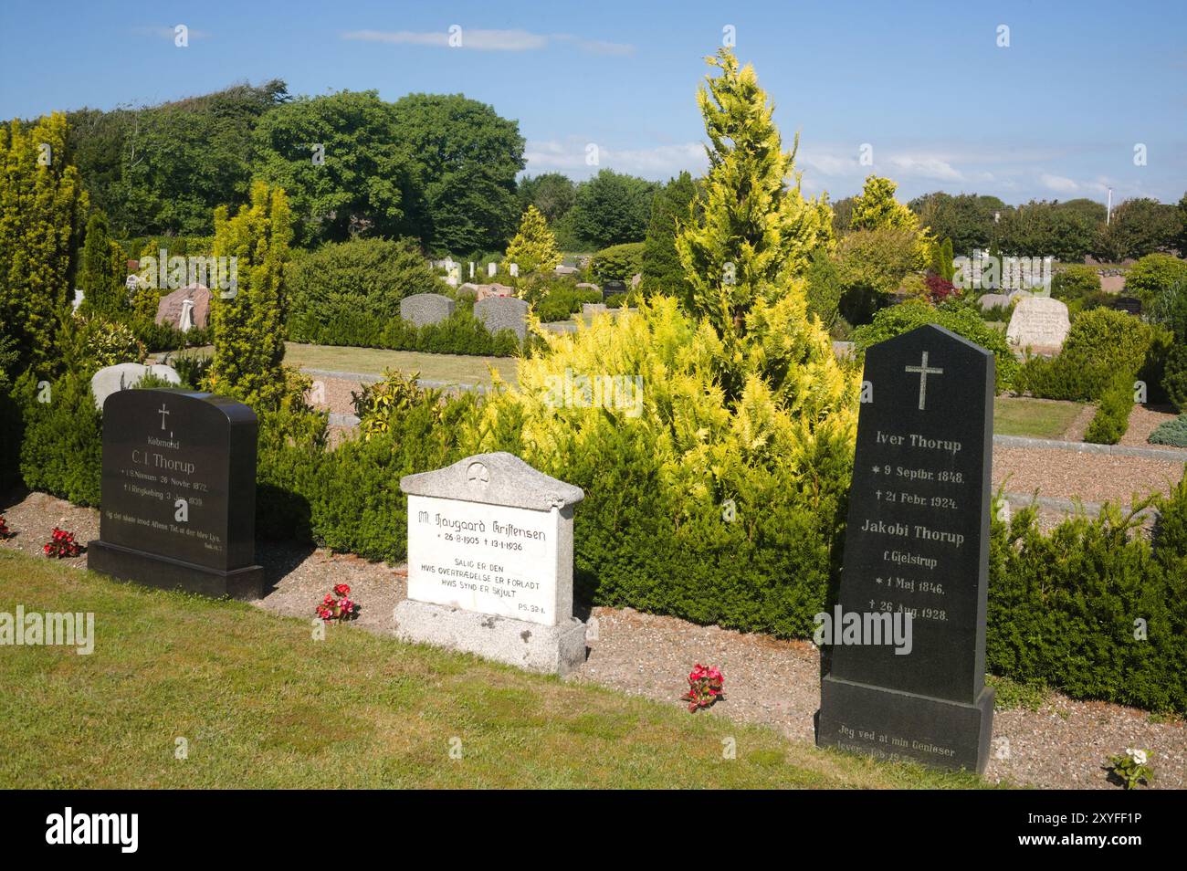 Friedhof der Kirche Sonder Nissum bei Ulfborg in der Gemeinde Holstebro Stockfoto