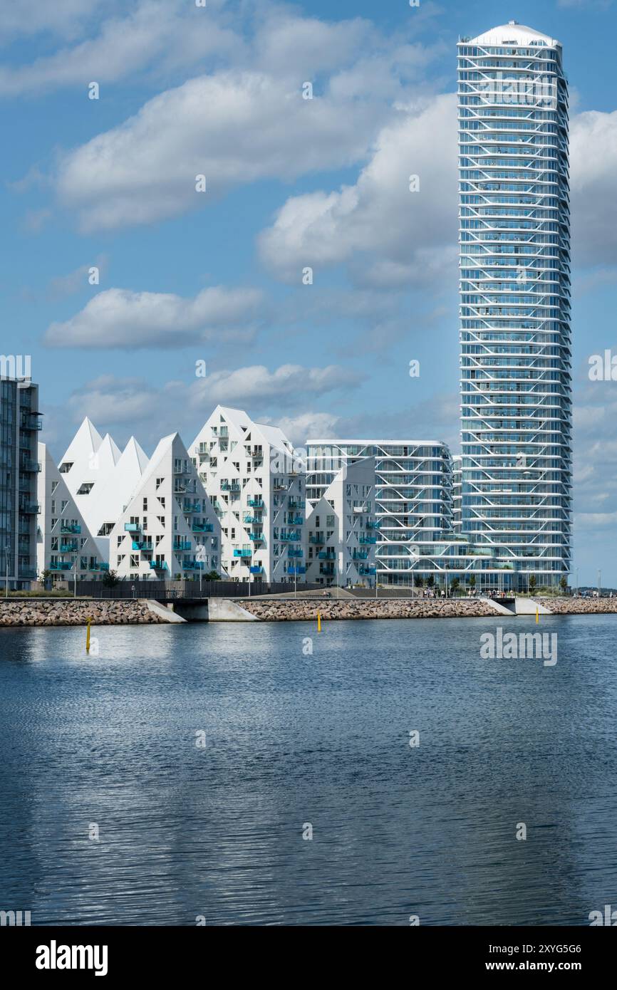 Isbjerget und das Leuchtturmgebäude in Aarhus, Dänemark Stockfoto