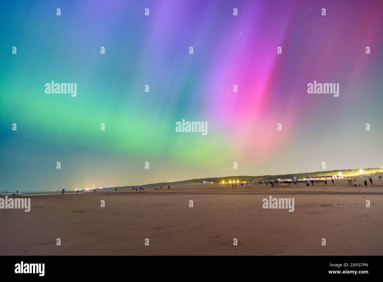 Nordlichter am Strand von Katwijk aan Zee, Niederlande Stockfoto