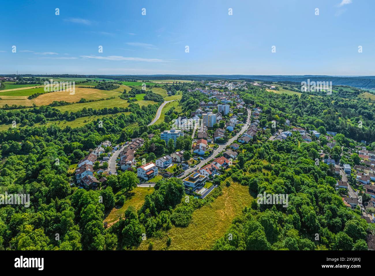 Blick auf die idyllische Stadt Eichstätt, das Zentrum des Naturparks Altmühltal in Bayern Stockfoto