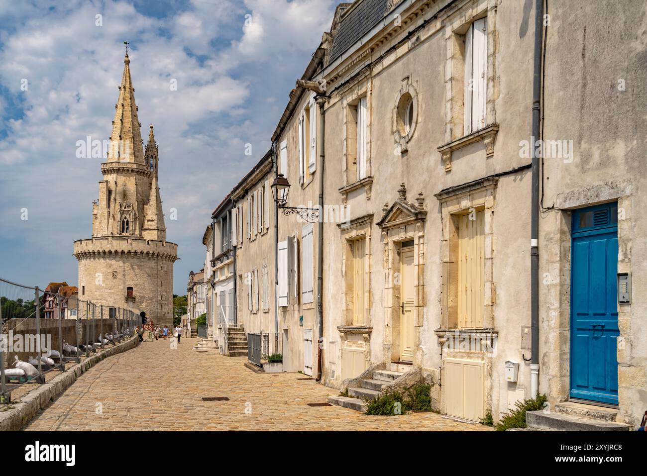 Altstadt und Tour de la Lanterne und Tour de la Chaine, La Rochelle, Frankreich, Europa | Altstadt und Laternenturm, La Rochelle, Frankreich, Europa Stockfoto