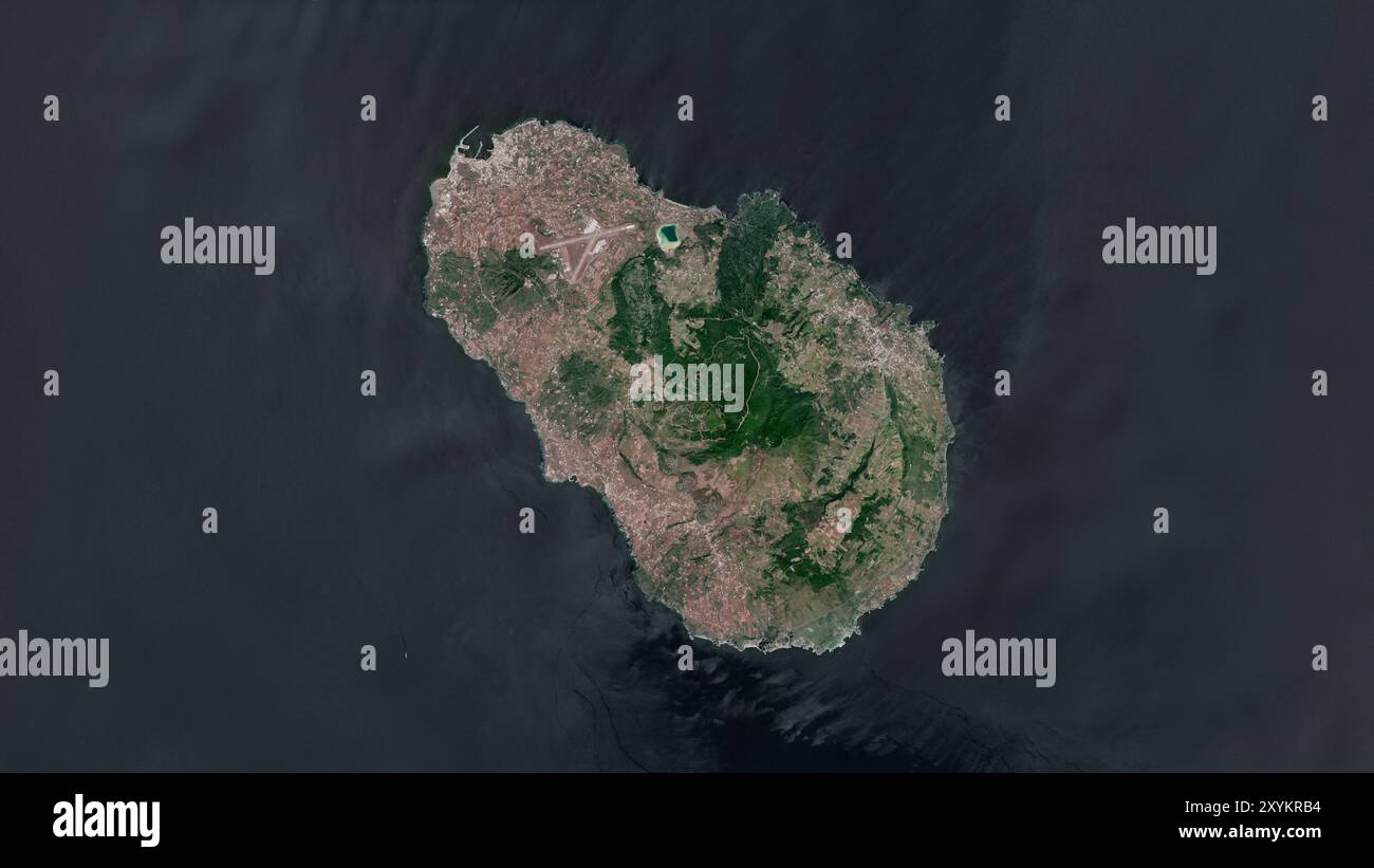 Isola di Pantelleria im Mittelmeer - östliches Becken auf einem Satellitenbild vom 24. Juli 2023 Stockfoto