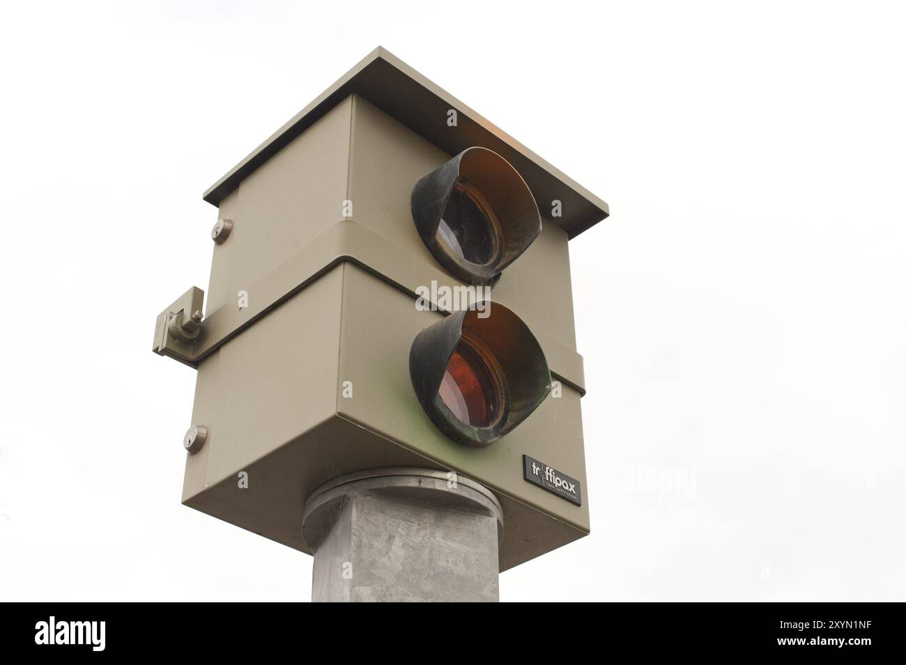 Radargerät zur Geschwindigkeitsmessung. Radarkamera Stockfoto