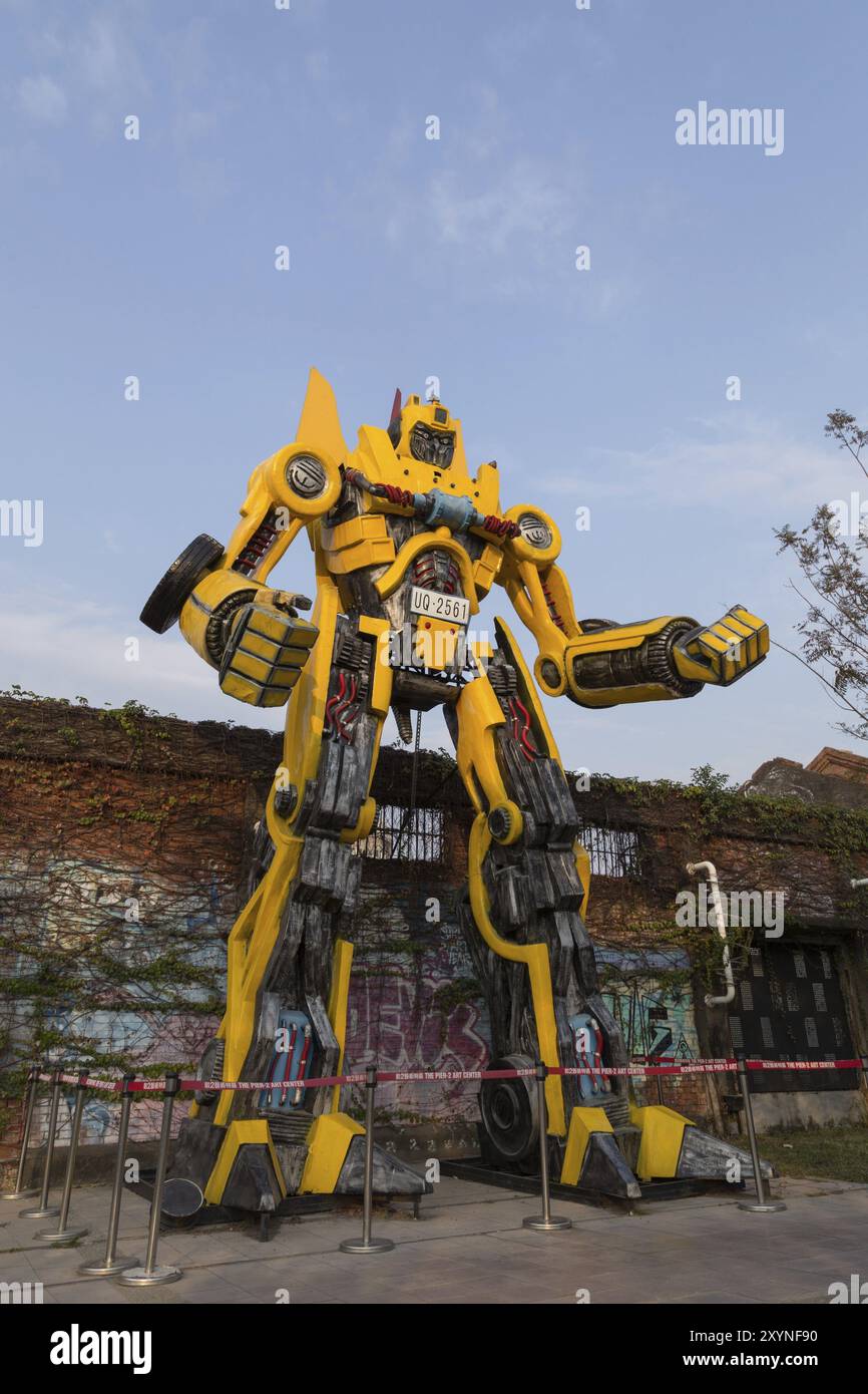 Kaohsiung, Taiwan, 11. Januar 2015: Große Roboterstatue aus den Transformers-Filmen, Asien Stockfoto