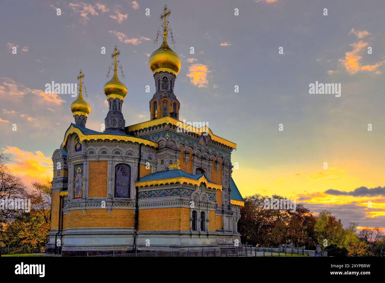 Russische Kapelle Darmstadt im Herbst Stockfoto