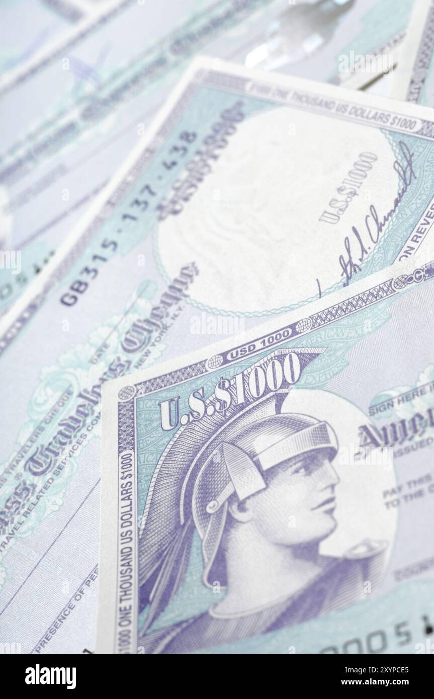 American Express 1000 Dollar Traveller's Cheque abstrakte Hintergrundnaht Stockfoto
