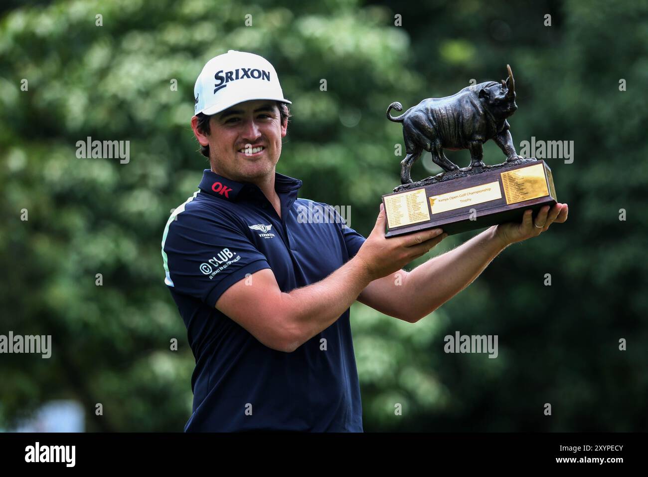 Van Driel Darius posiert am 25. Februar 2024 mit der DP World Tour Magica Kenya Open Golf Trophy im Muthaiga Golf Club. Foto/CHRIS OMOLLO Stockfoto
