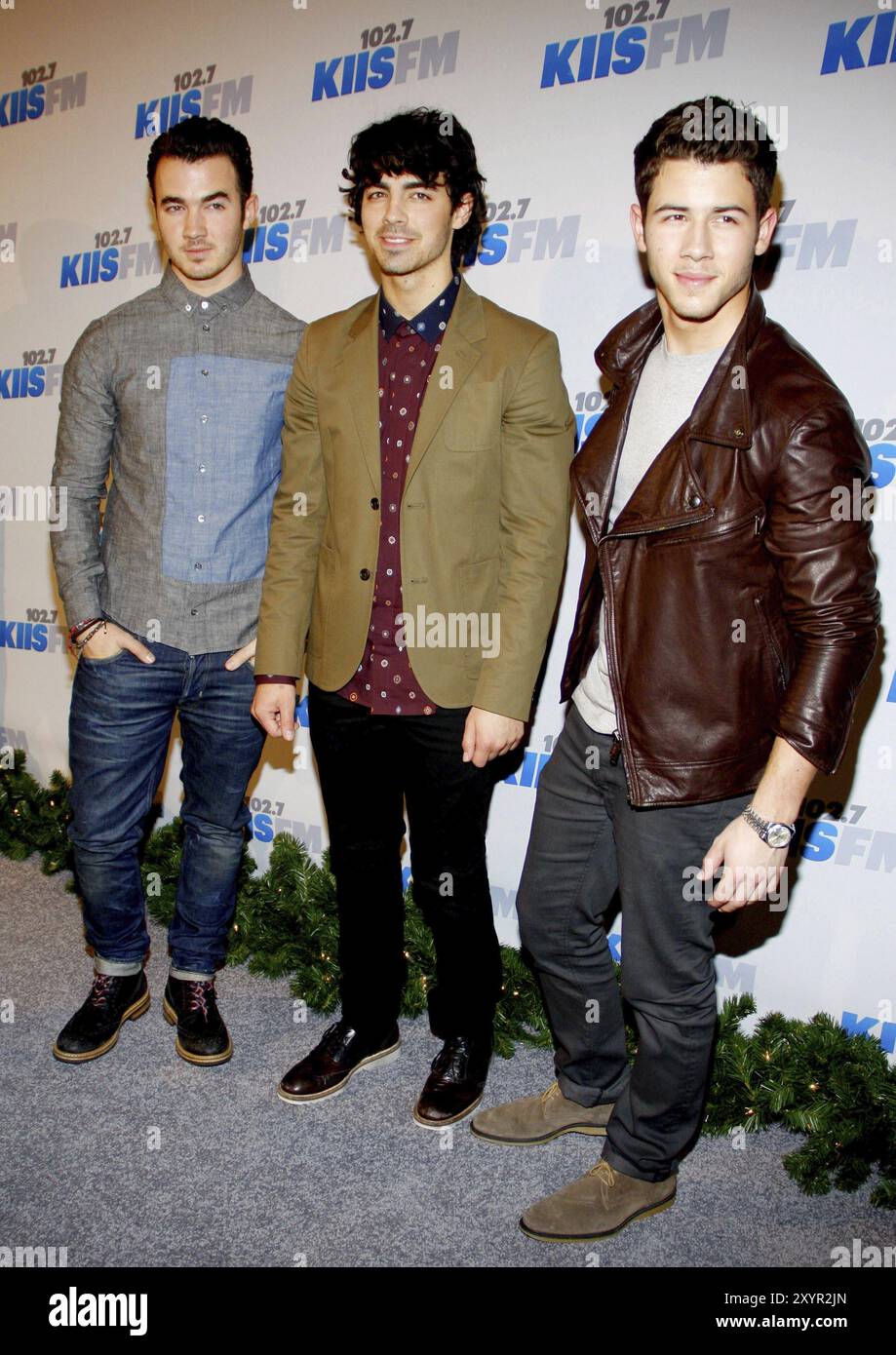 Kevin Jonas, Joe Jonas und Nick Jonas beim Jingle Ball 2012 von KIIS FM im Nokia Theater LA Live in Los Angeles am 1. Dezember 2012. Kredit: Stockfoto