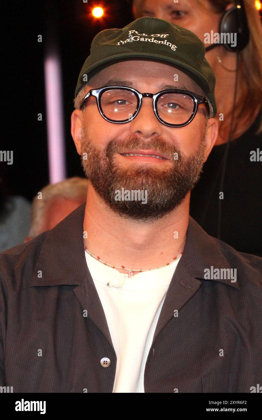 Mark Forster bei der NDR Talkshow am 30.08.2024 in Hamburg Stockfoto