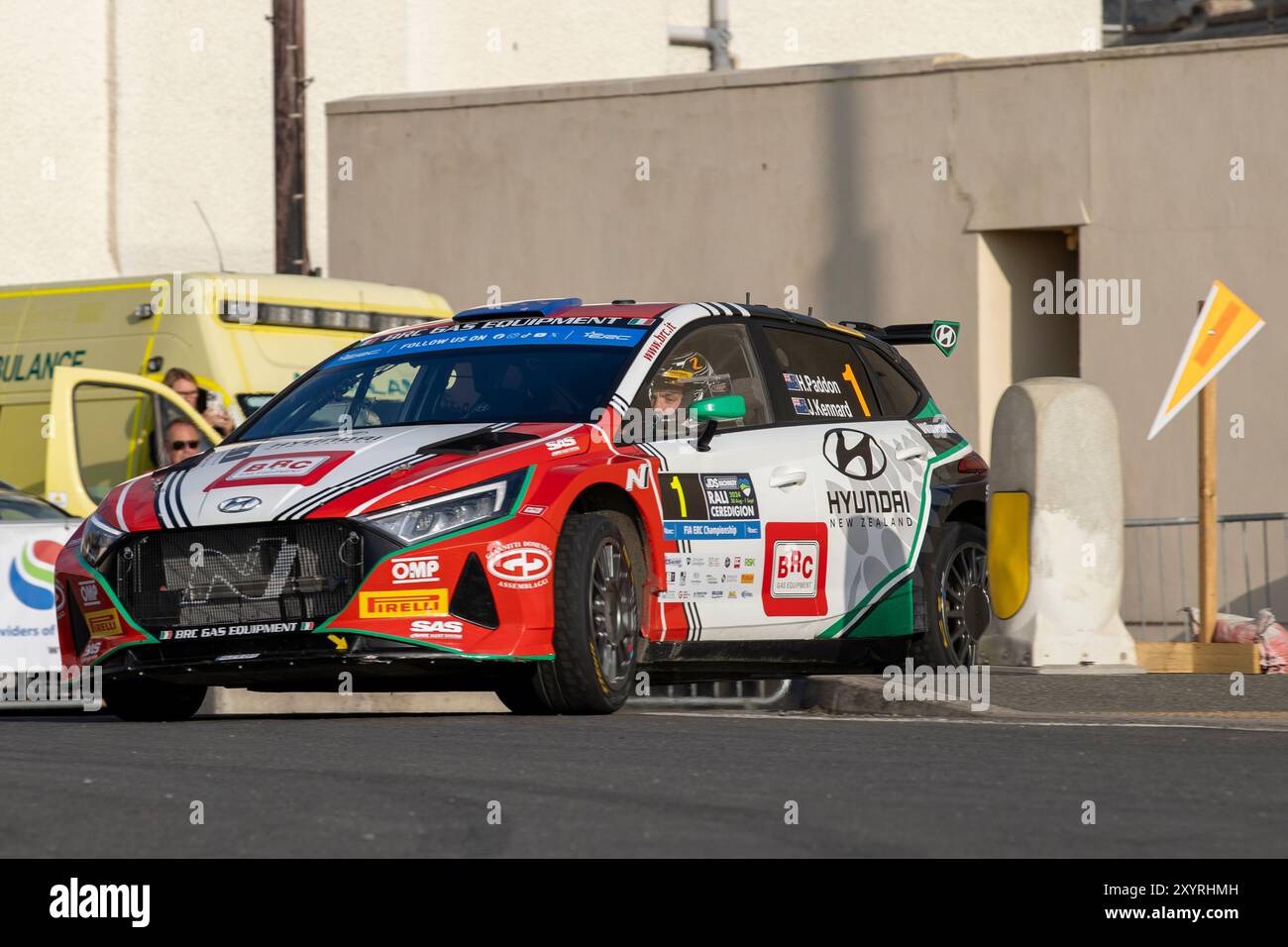 Aberystwyth, Dyfed, Großbritannien. 30. August 2024. 2024 FIA European Rally Championship Day 1; Fahrer Hayden Paddon und Beifahrer John Kennard in ihren Hyundai i20 N Tackle Stage 1 und 2 der Rallye in Aberystwyth Credit: Action Plus Sports/Alamy Live News Stockfoto