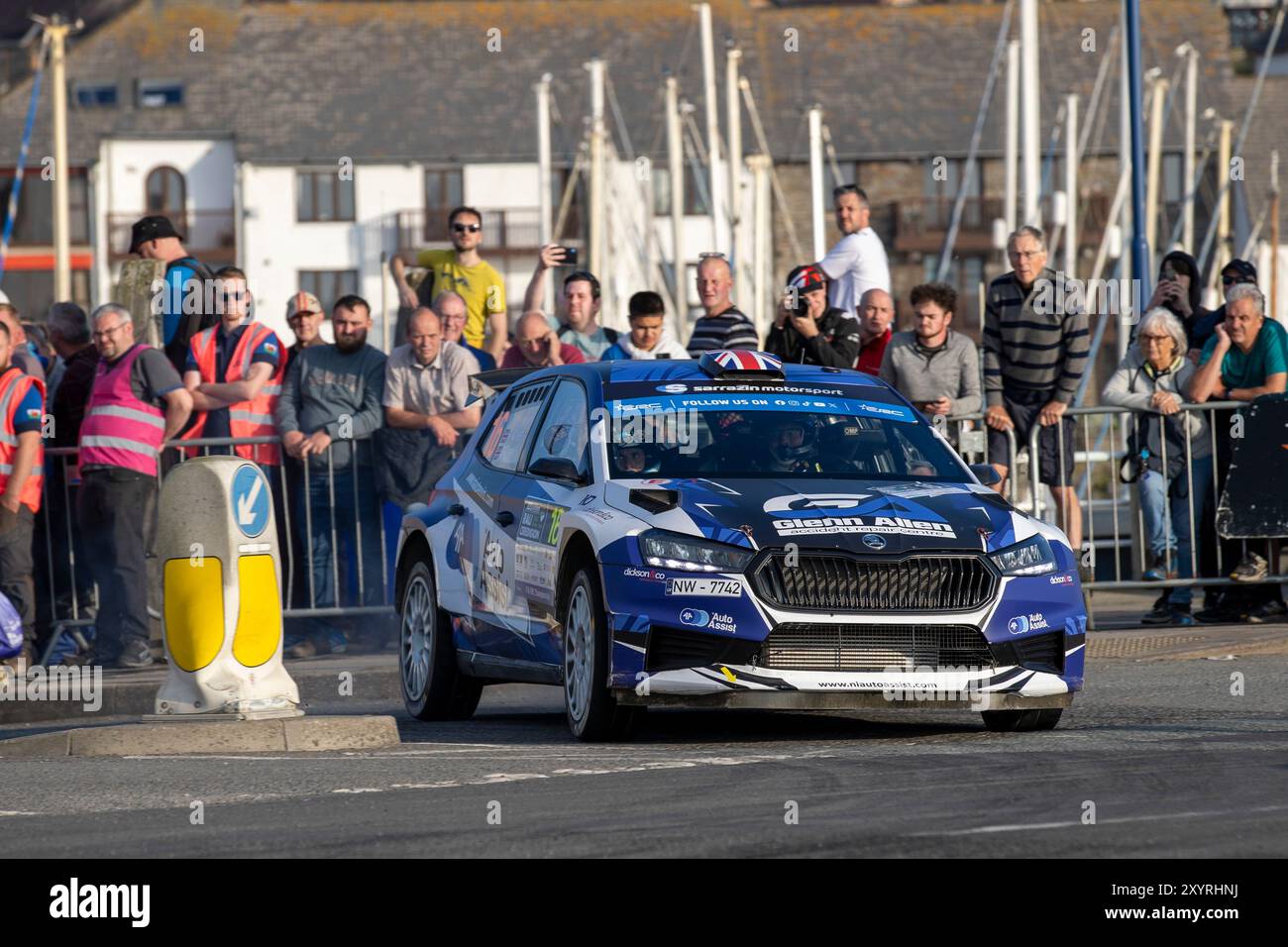 Aberystwyth, Dyfed, Großbritannien. 30. August 2024. 2024 FIA European Rallye Championship Day 1; Fahrer Philip Allen und Beifahrer Dale Furniss in ihren Skoda Fabia RS-Rallye-Stadien 1 und 2 in Aberystwyth Credit: Action Plus Sports/Alamy Live News Stockfoto