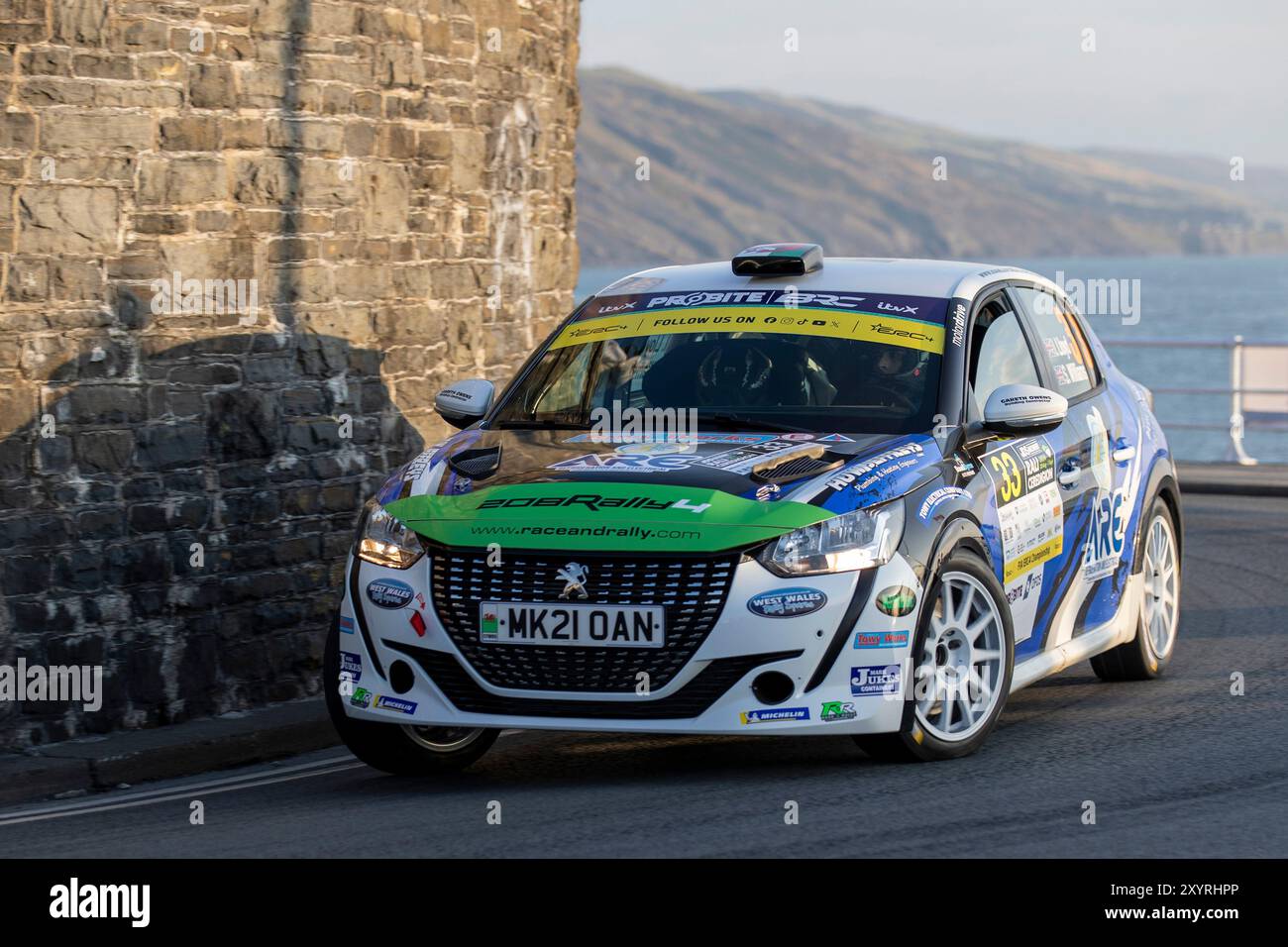 Aberystwyth, Dyfed, Großbritannien. 30. August 2024. 2024 FIA European Rally Championship Day 1; Fahrer Ioan Lloyd und Beifahrer Sion Williams in ihren Peugeot 208 Rally4 Tackle Stage 1 und 2 der Rallye in Aberystwyth Credit: Action Plus Sports/Alamy Live News Stockfoto