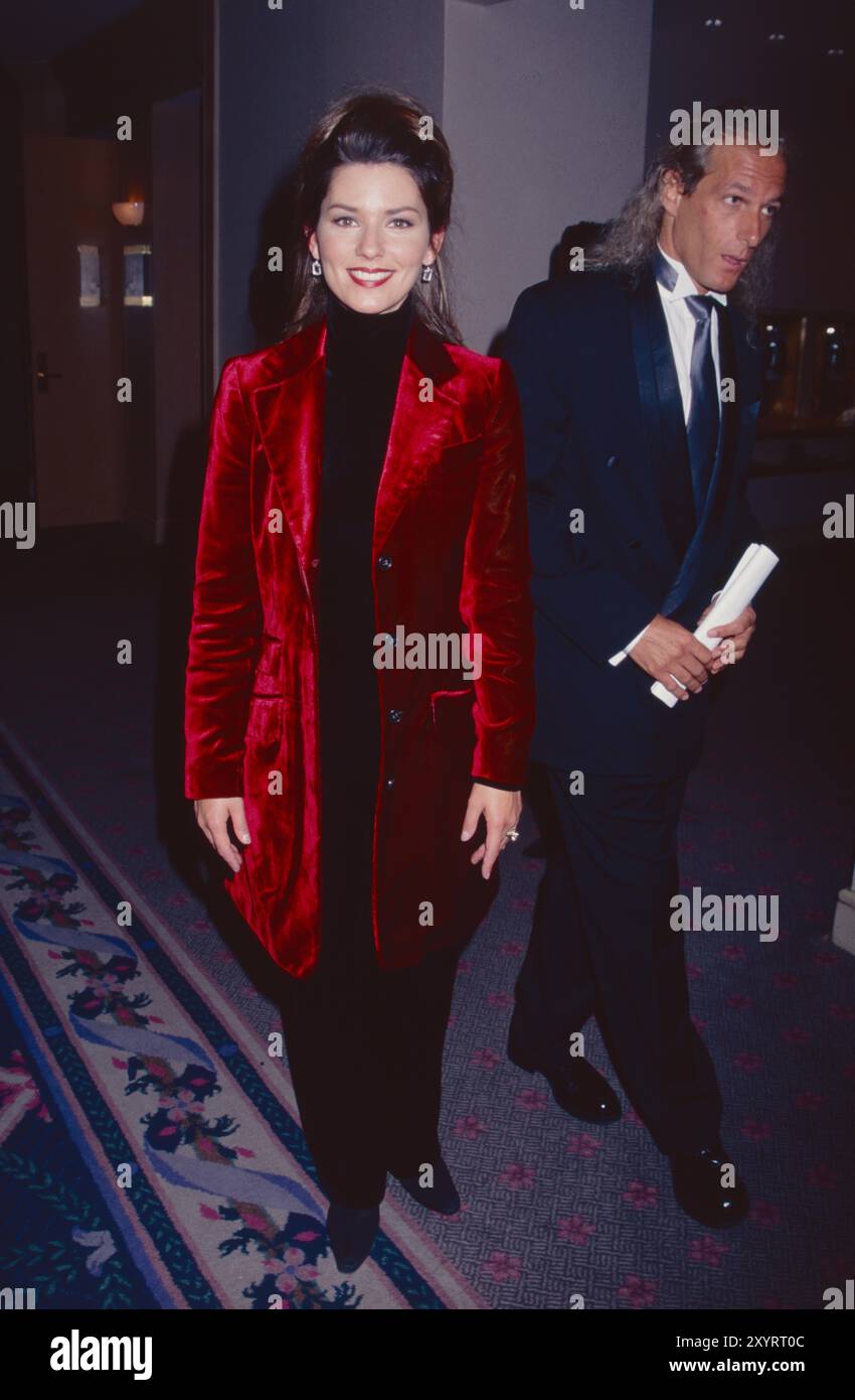 Shania Twain und Michael Bolton nehmen am 5. Oktober 1996 an der 4. Jährlichen Michael Bolton Celebrity Auktion im Hyatt Regency in Greenwich, CT, Teil. Foto: Henry McGee/MediaPunch Stockfoto