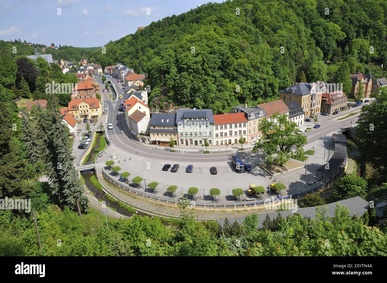 Blick vom Schloss ins Schloitzbachtal zum Markt. Blick vom Schloss in das Schloitzbachtal Stockfoto