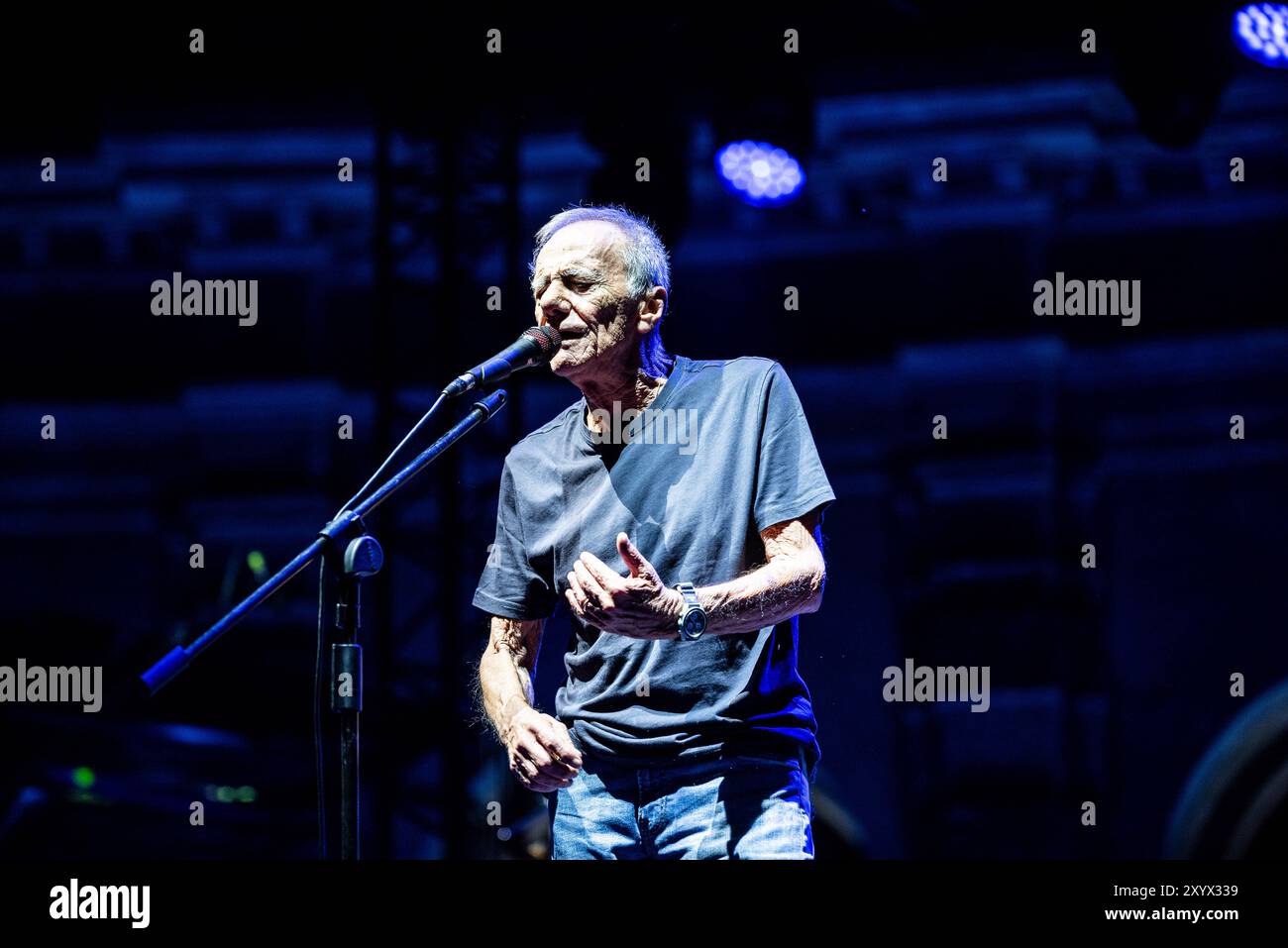 Italienisches Sängermusikkonzert - Roberto Vecchioni - Tra il silenzio e il tuono Tour Roberto Vecchioni Mantua Palazzo Te Italien Copyright: XMirkoxFava/TSCKx/xLiveMediax LPM 1494640 Stockfoto