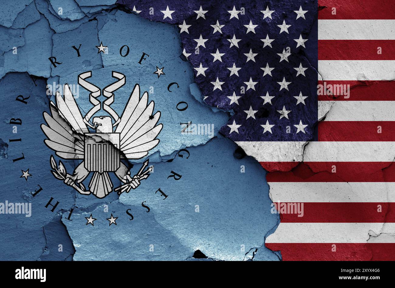 Flaggen von Library of Congress und USA auf gerissene Wand gemalt Stockfoto
