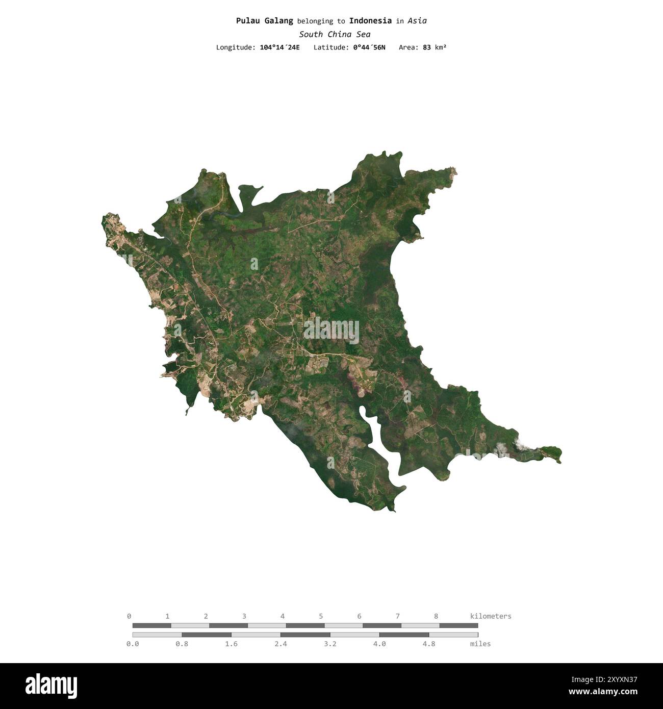 Pulau Galang im Südchinesischen Meer, das zu Indonesien gehört, isoliert auf einem Satellitenbild, das am 27. Oktober 2021 mit Entfernungsskala aufgenommen wurde Stockfoto