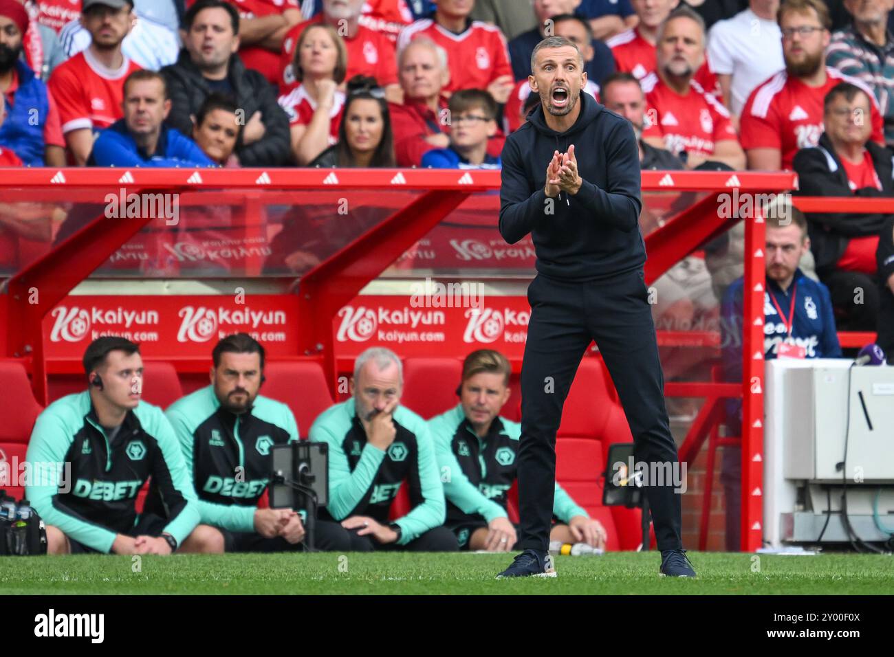 Gary O’Neil Manager von Wolverhampton Wanderers ermutigt seine Mannschaft während des Premier League Matches Nottingham Forest vs Wolverhampton Wanderers at City Ground, Nottingham, Vereinigtes Königreich, 31. August 2024 (Foto: Craig Thomas/News Images) in, am 31.2024. (Foto: Craig Thomas/News Images/SIPA USA) Credit: SIPA USA/Alamy Live News Stockfoto