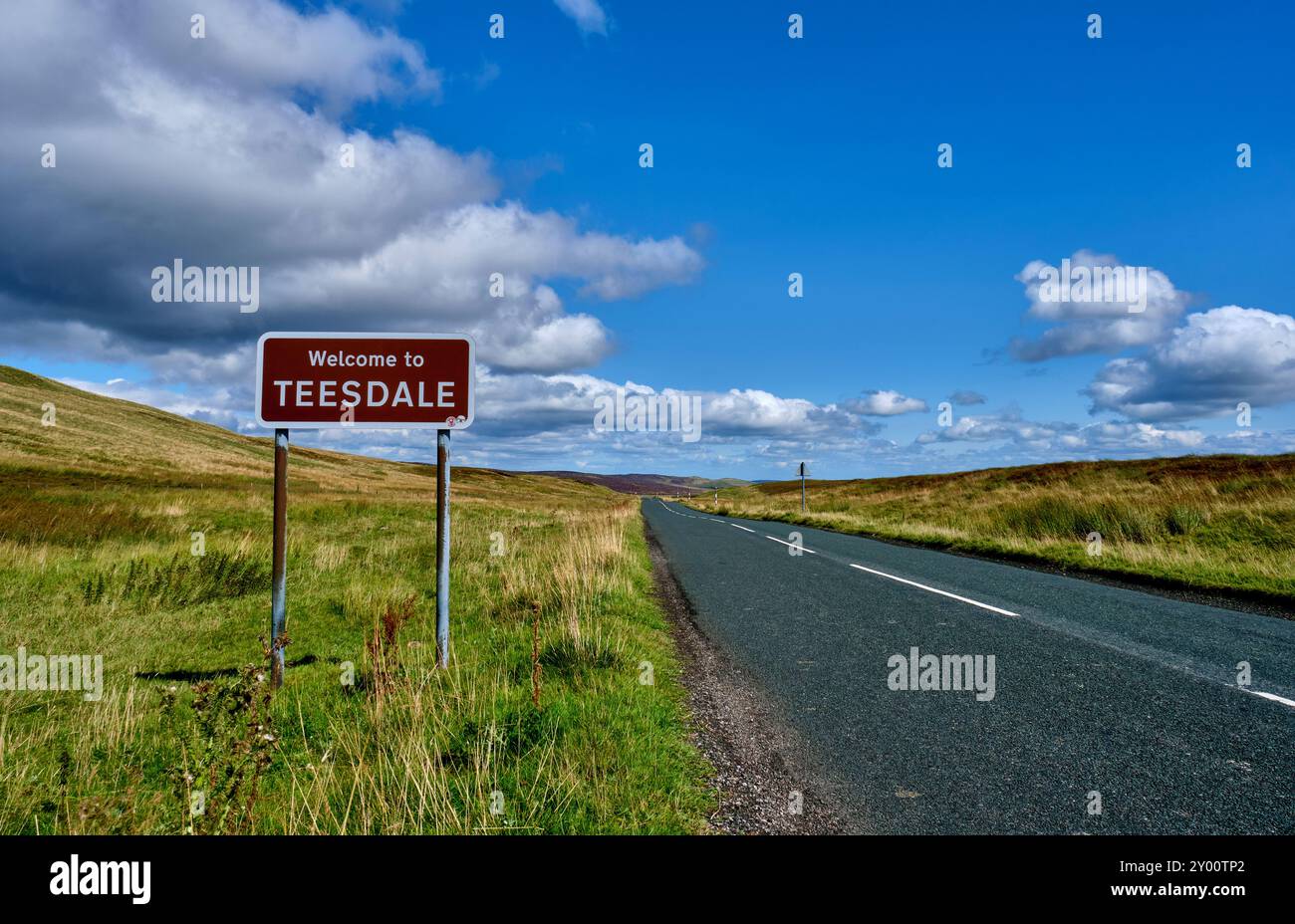 Willkommen im Teesdale-Schild auf der B6276 in Richtung Lunedale, County Durham Stockfoto