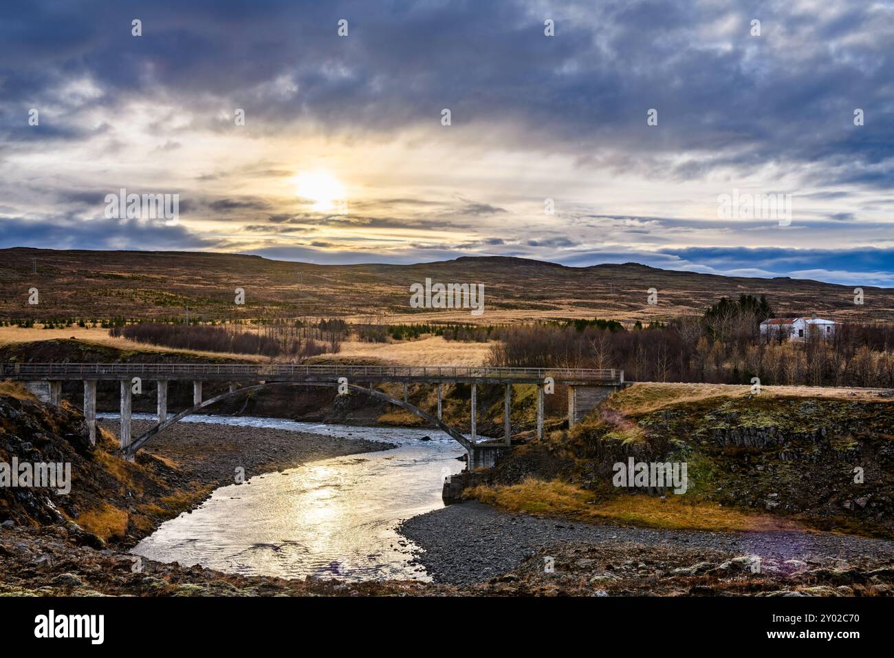 Blick auf die Landschaft in Island bei Sonnenaufgang Stockfoto