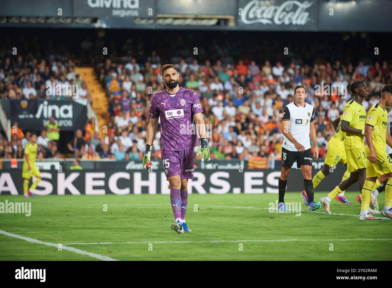 Giorgi Mamardashvili von Valencia CF wurde während des Spiels zwischen Valencia CF und Villareal FC im Mestalla Stadion gesehen. Endergebnis; Valencia CF Stockfoto