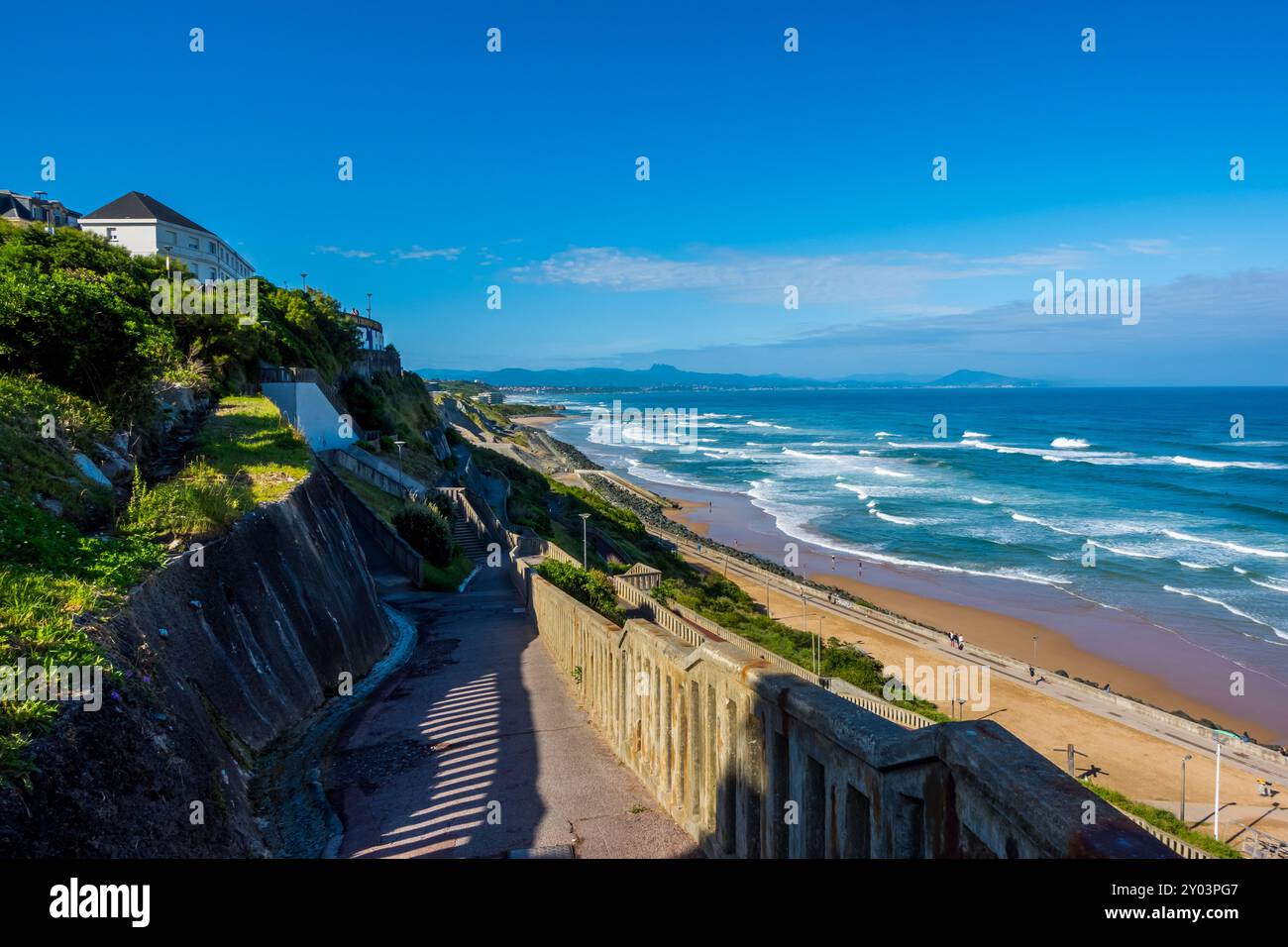 Der Strand der baskischen Küste (Plage de la Cote des Basques) in Biarritz, Frankreich Stockfoto