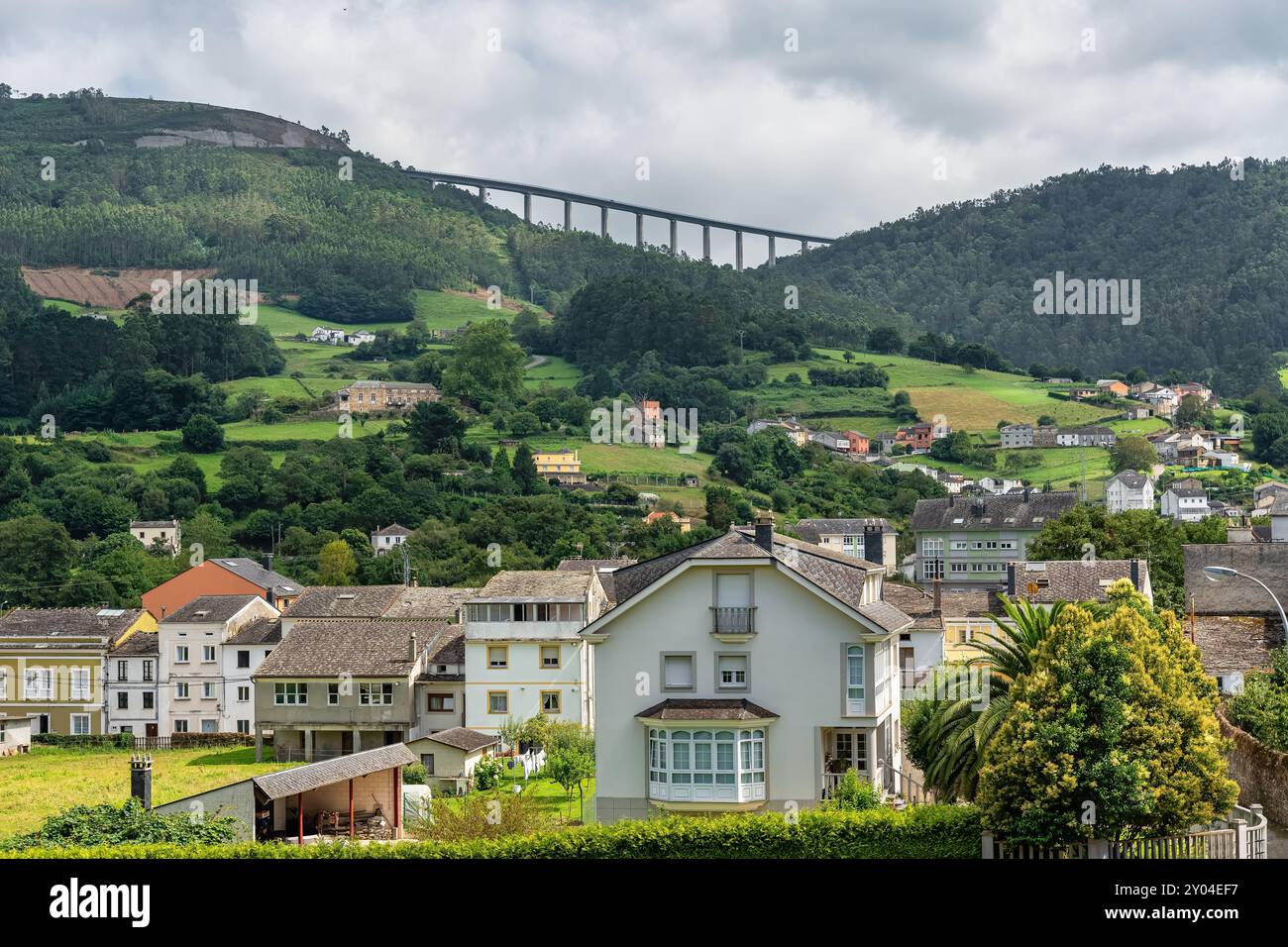 Blick auf die Stadt Mondonedo, auf dem Jakobsweg de los peregrinos, Galicien Stockfoto