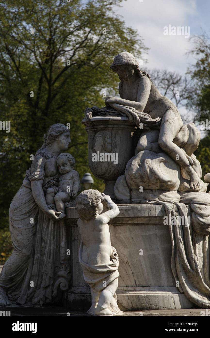 Celle, Deutschland, 19. April 2014: Eine Statue der dänischen und norwegischen Königin Caroline Mathilde, die vom Hof verboten wurde und den Rest ihres Lebens verbrachte Stockfoto